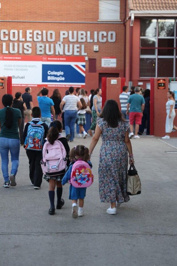Alcobendas da la bienvenida a 33.000 estudiantes en el inicio del curso escolar 2025-2026
