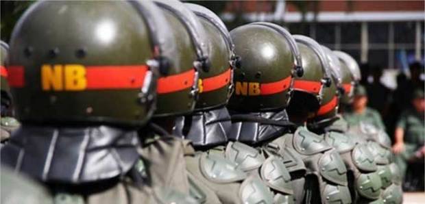 Tres militares heridos por arma de fuego durante protesta en Caracas