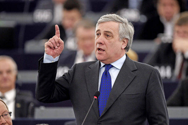 Tajani insiste en que la UE debe imponer sanciones a Venezuela