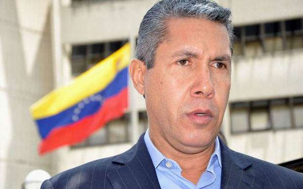 Henri Falcón pidió a los venezolanos salir a votar