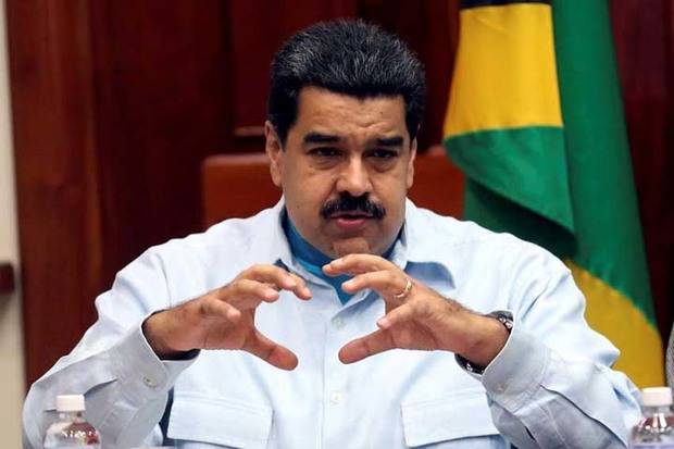 Maduro llega a Azerbaiyán en una gira para estabilizar mercado petrolero