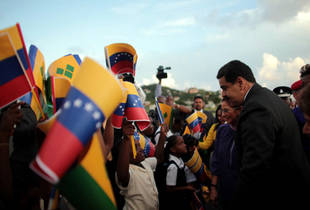 Maduro reanuda gira caribeña con visita a San Vicente y Las Granadinas