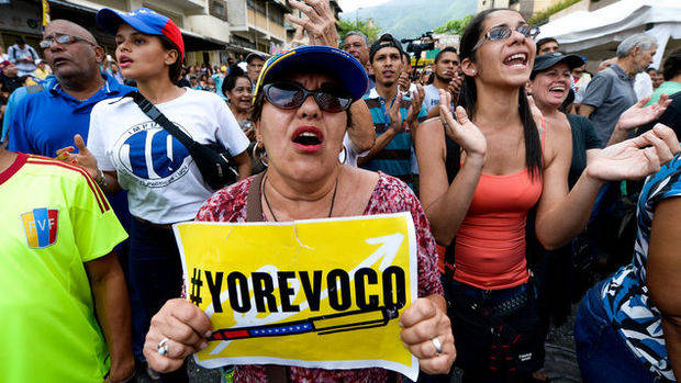 Oposición y chavismo caminan entre exigencias y retos hacia el revocatorio