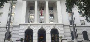 Gobierno invita a tenedores de bonos a reunirse este lunes en el Palacio Blanco