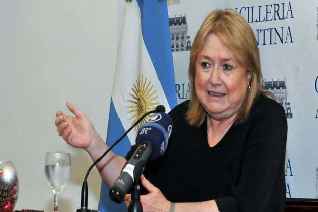Canciller argentina dice que no toma dichos de par venezolana como personales