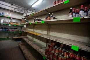 Empresarios y autoridades venezolanas se reúnen ante emergencia económica
