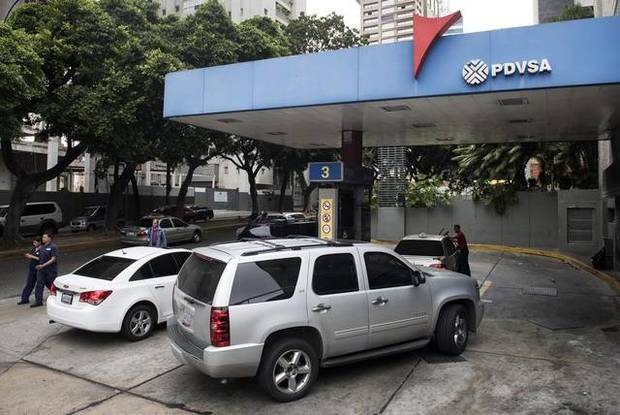 Falla el suministro de gasolina en cuatro estados centrales de Venezuela
