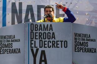 Maduro acusa a Obama de parecerse a Bush con sus "obsesiones" en su contra