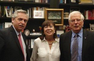 Alberto felicitó a Borrell por su designación como jefe de la diplomacia de la UE