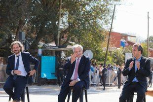 Tras un día lleno de rumores y con renuncias de miembros del gabinete a disposición del presidente, se espera la palabra de Alberto Fernández