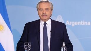 Fernández extendió las medidas de restricción hasta el 21 de mayo reiterando que las clases deberán ser virtuales