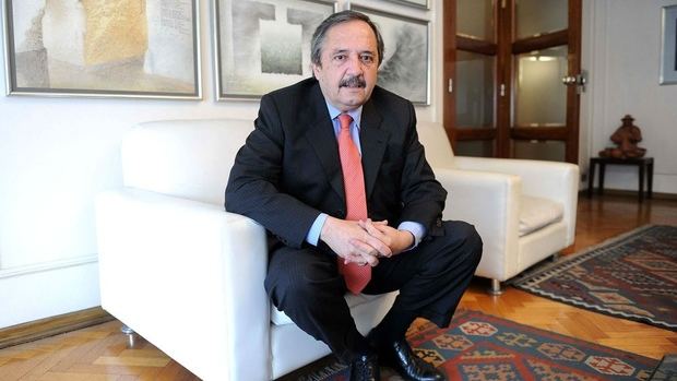 Quedó oficializada la designación de Alfonsín como embajador argentino en España