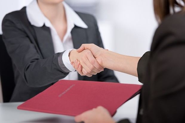 Nuevo programa del Gobierno para ayudar a autónomos a contratar jóvenes cualificados