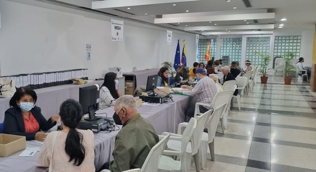 La Xunta refuerza con 4 millones de euros las ayudas económicas individuales para las familias gallegas del exterior en situación de vulnerabilidad