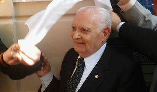 Benito Blanco “estrena” su presidencia del Club Europeo con un viaje a España y a Bruselas