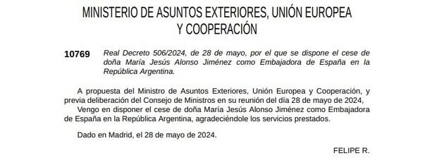 Mediante un decreto firmado en el BOE por el Rey Felipe, España oficializó el retiro de la Embajadora María Jesús Alonso del país