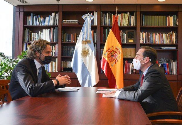 Cafiero agradeció el apoyo de España en las negociaciones con el FMI