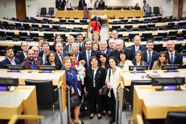 Cafiero reclamó la intervención del Secretario General de las Naciones Unidas, António Guterres, para retomar las negociaciones por las Islas Malvinas