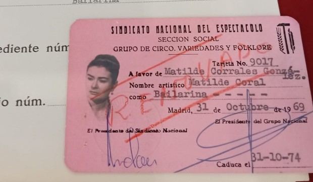 Sevilla recuerda cómo los flamencos necesitaban un carné para actuar