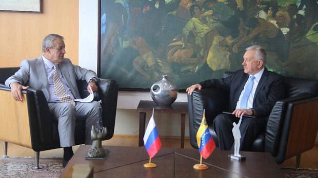 Rusia y Venezuela revisaron planes de inversiones conjuntas