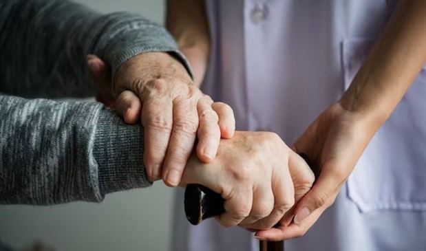 Aumenta un 3% el precio del Servicio de Ayuda a Domicilio en Andalucía