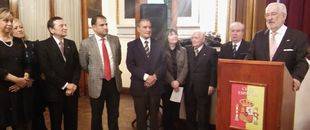 La Federación de Sociedades Españolas le realizó una emotiva despedida al Embajador