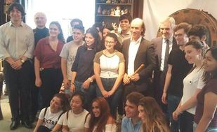 Sandomingo se reunió con el gaitero gallego Carlos Núñez