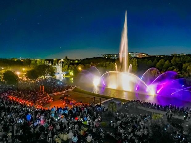 Continúa el espectáculo Fuente del Parque Europa este fin de semana a las 22:30 horas