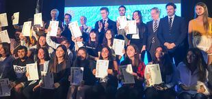 Feijóo anunció la extensión del carnet joven para los jóvenes de la diáspora