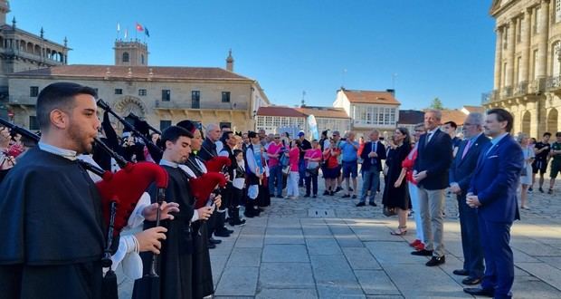 Los sonidos y los bailes de más de mil gallegas y gallegos llegados de todo el mundo dieron vida al VI Día de la Galicia Exterior,
