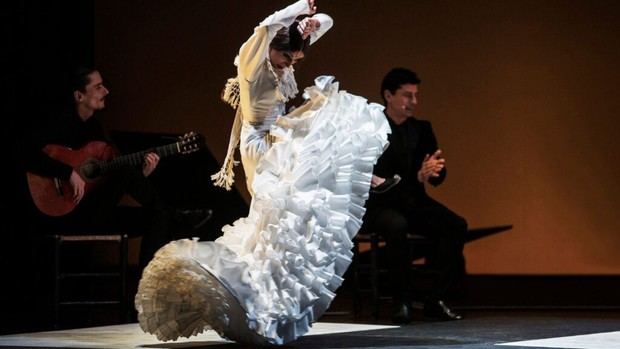 Galapagar presenta el espectáculo gratuito de danza 'Cuento Chino' en el Teatro Jacinto Benavente