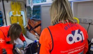 Hombre de 54 años sufre intoxicación por humo en incendio en Cádiz