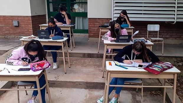 Invertirán 5 mil millones de pesos para buscar alumnos que abandonaron la escuela en pandemia
