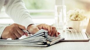 La Comunidad de Madrid emite 1.000 millones en bonos para impulsar proyectos sostenibles