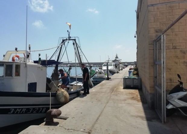 Reparación del muelle de combustible en el puerto de Fuengirola con inversión de medio millón