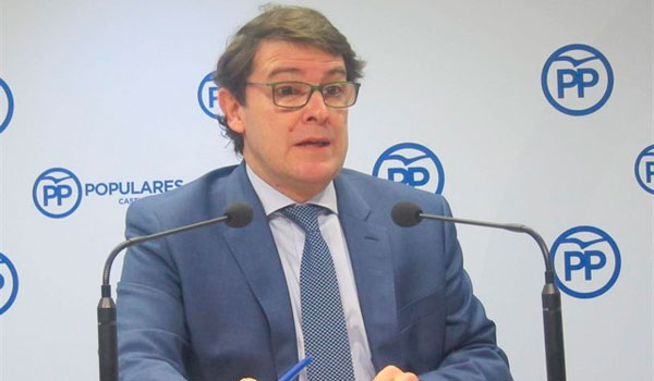 Mañueco insiste: 'Es bueno para el PP una candidatura única, de unidad y de consenso'