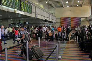 Conseturismo calificó de sorpresivo el aumento de la tasa de salida aeroportuaria