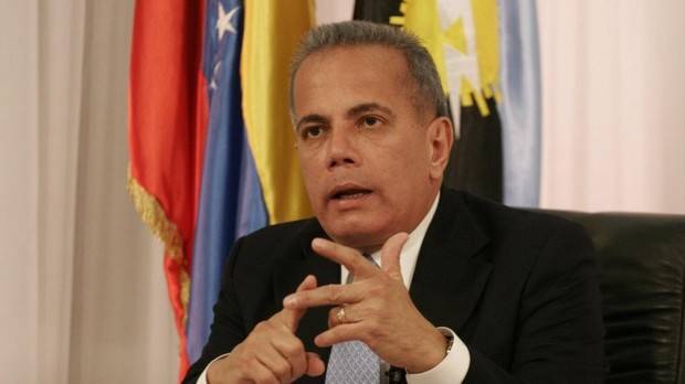 TSJ suspende inhabilitación política de Manuel Rosales