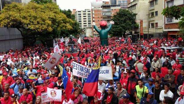 Oficialistas se movilizan este lunes en apoyo a la constituyente