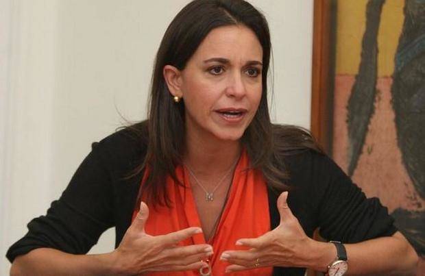 María Corina a Tibisay Lucena: Sí, es cuestión de votos y por eso exigimos contarlos todos