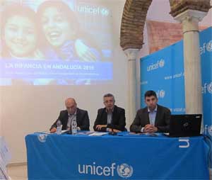 834.000 menores en Andalucía está en riesgo de pobreza o exclusión social
