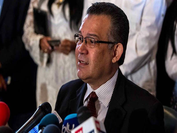 Márquez le pide a expresidentes evitar que se configure 'golpe de Estado' en Venezuela