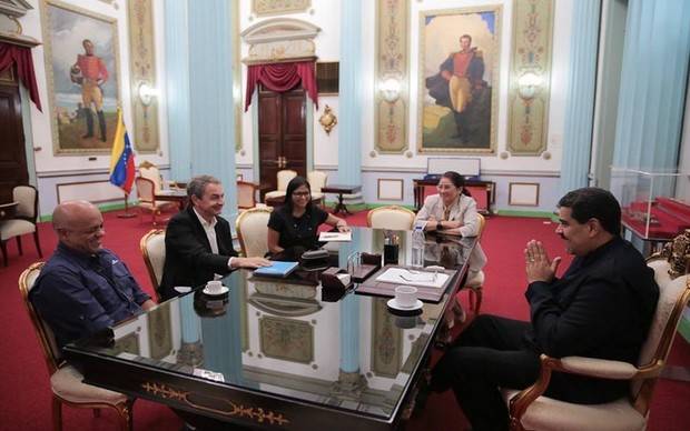 Presidente Maduro tras reunión con Zapatero: Estamos trabajando todos los temas del diálogo