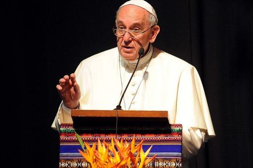 El Papa pidió "perdón por los crímenes contra los pueblos originarios de América en nombre de la Iglesia"