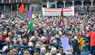 Miles de personas salen a la calle en Castilla y León por unas pensiones dignas