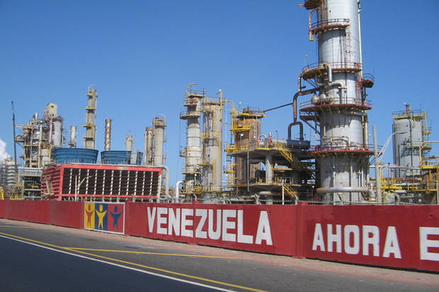 Petróleo venezolano cae a $38 por barril