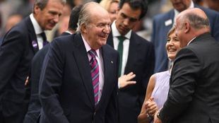 El PSOE vota junto a PP y Vox para impedir que el Congreso investigue los negocios del rey emérito