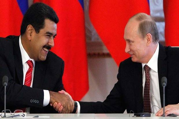 Putin pide a Maduro resolver 'dentro de la legalidad' los problemas internos