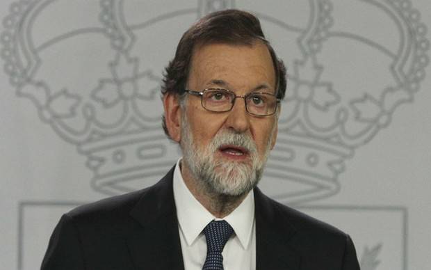Rajoy exige a Puigdemont renunciar a su proyecto de independencia para evitar 