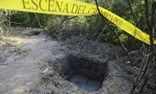 Hallan en México 31.000 fragmentos de huesos humanos